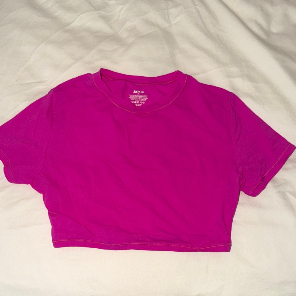 SKIMS Fuchsia Crop Top